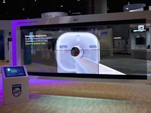 RSNA 2016 OLED Purple CU