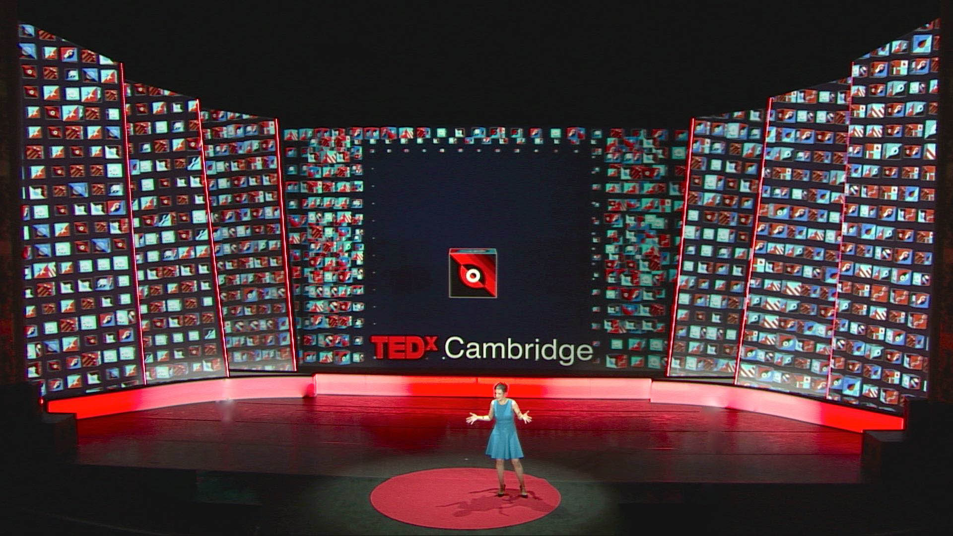 tedxcambridge-lighting-audio-and-projection